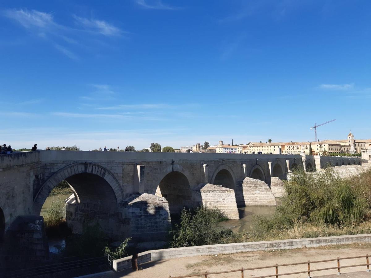 Loft La Calahorra Con Posibilidad De Aparcamiento Pregunta Por El Pack Mas Amor Кордова Экстерьер фото