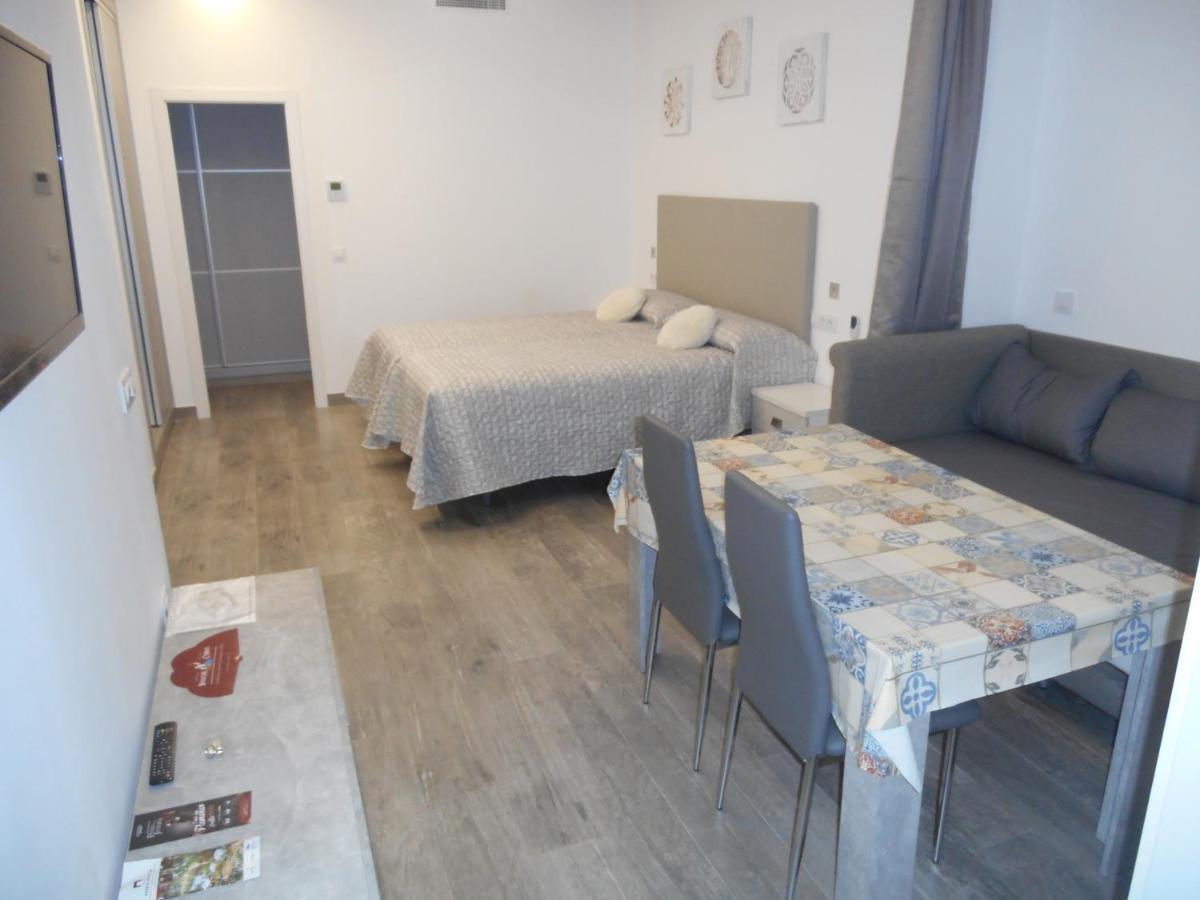 Loft La Calahorra Con Posibilidad De Aparcamiento Pregunta Por El Pack Mas Amor Кордова Экстерьер фото